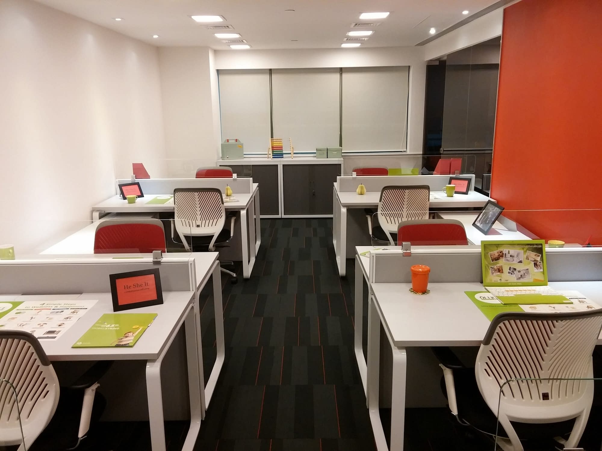 Office Wan Chai FLYDESK certified workspace