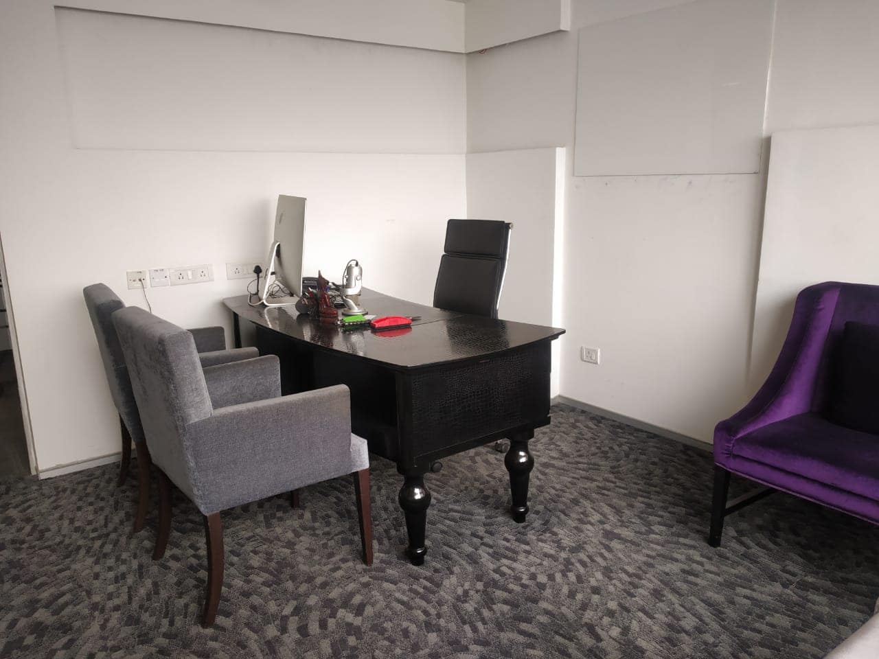 Coworking Good Earth City Centre - FLYDESK certified workspace