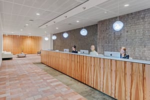 Coworking Three International Towers