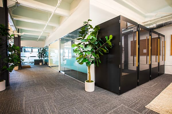 Meavo phone booths