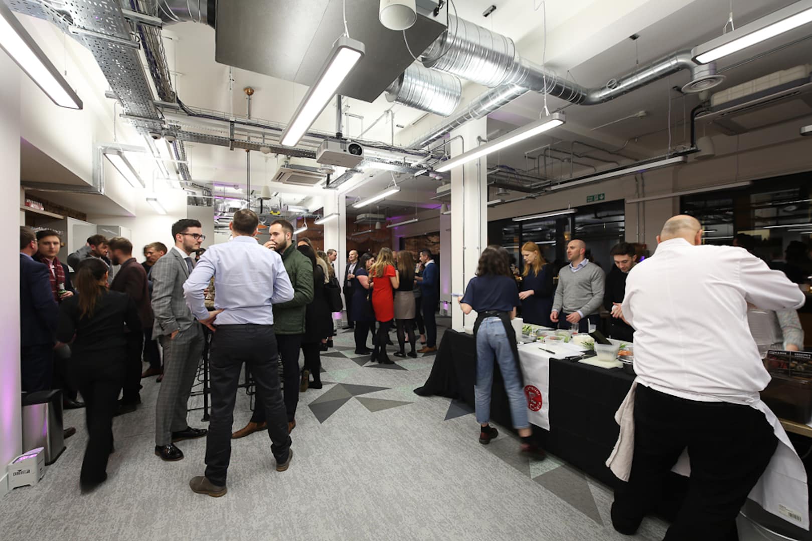 Office 175 Grays Inn Rd FLYDESK certified workspace