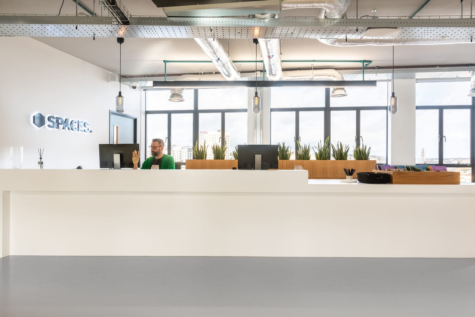 Coworking Castle Park FLYDESK certified workspace